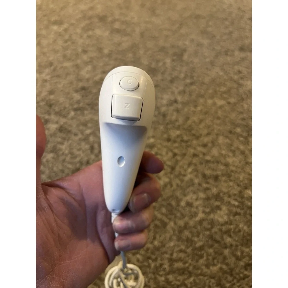 Nintendo Wii Nunchuk Controller White RVL-004‎ for Wii and Wii U Consoles